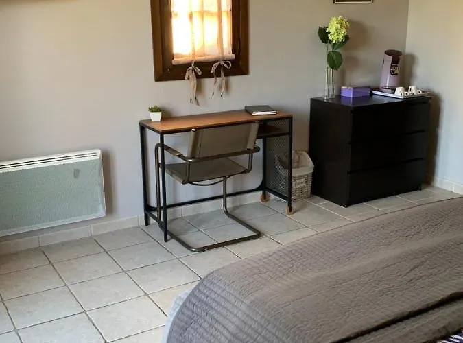 Couette-café La Grande Dame Valensole