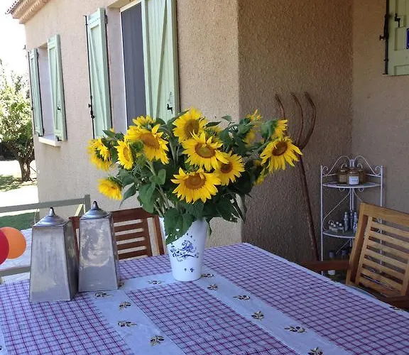 La Grande Dame Couette-café Valensole